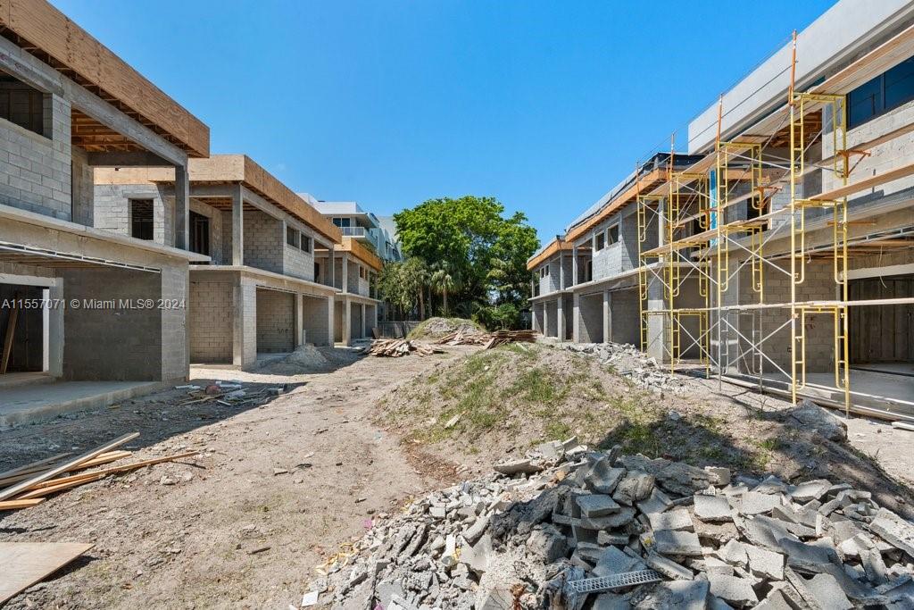 916 NE 17th Ave 1, Fort Lauderdale, Florida 33304, 3 Bedrooms Bedrooms, ,3 BathroomsBathrooms,Residential,For Sale,916 NE 17th Ave 1,A11557071