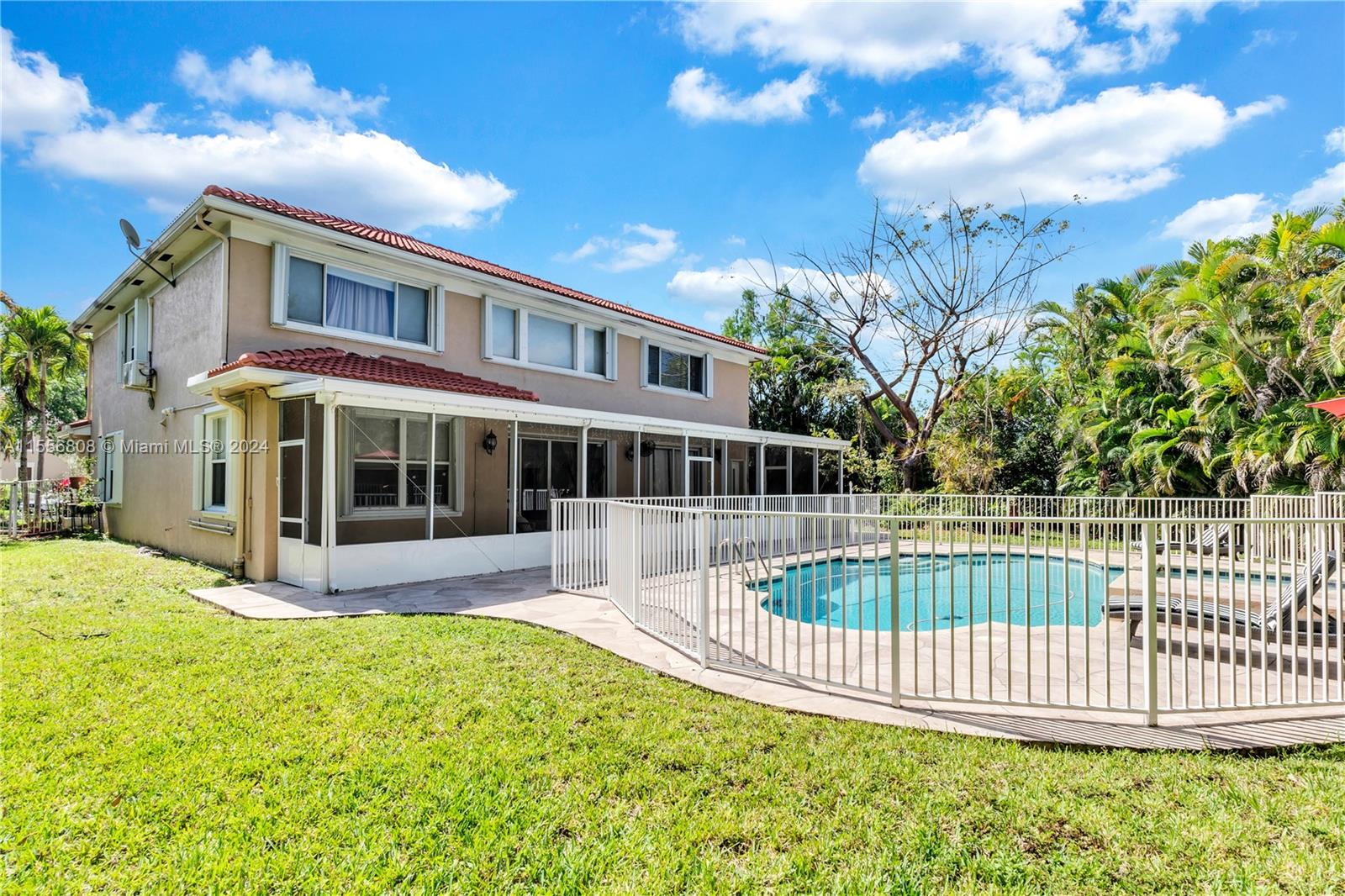 5280 NW 95th Ave, Coral Springs, Florida 33076, 6 Bedrooms Bedrooms, ,3 BathroomsBathrooms,Residential,For Sale,5280 NW 95th Ave,A11556808