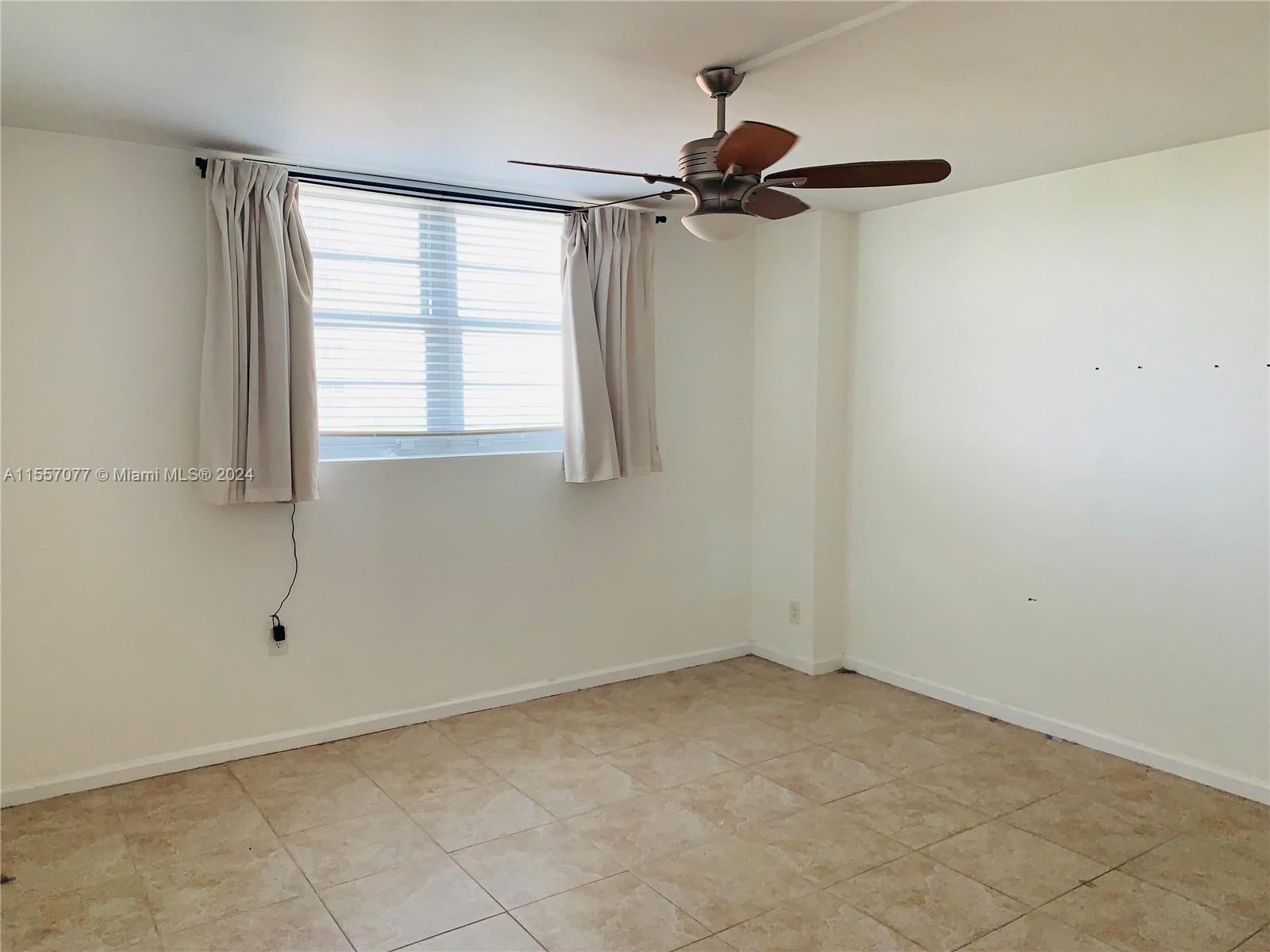 90 Edgewater Dr 1218, Coral Gables, Florida 33133, 1 Bedroom Bedrooms, ,1 BathroomBathrooms,Residentiallease,For Rent,90 Edgewater Dr 1218,A11557077