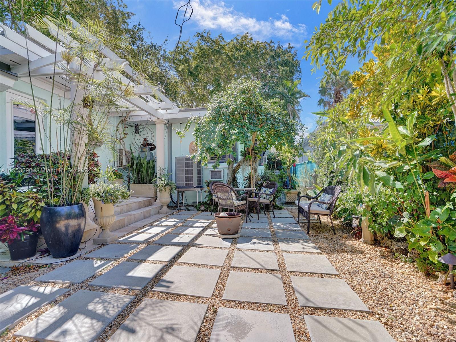 8800 N Bayshore Dr, Miami, Florida 33138, 3 Bedrooms Bedrooms, ,2 BathroomsBathrooms,Residential,For Sale,8800 N Bayshore Dr,A11553296