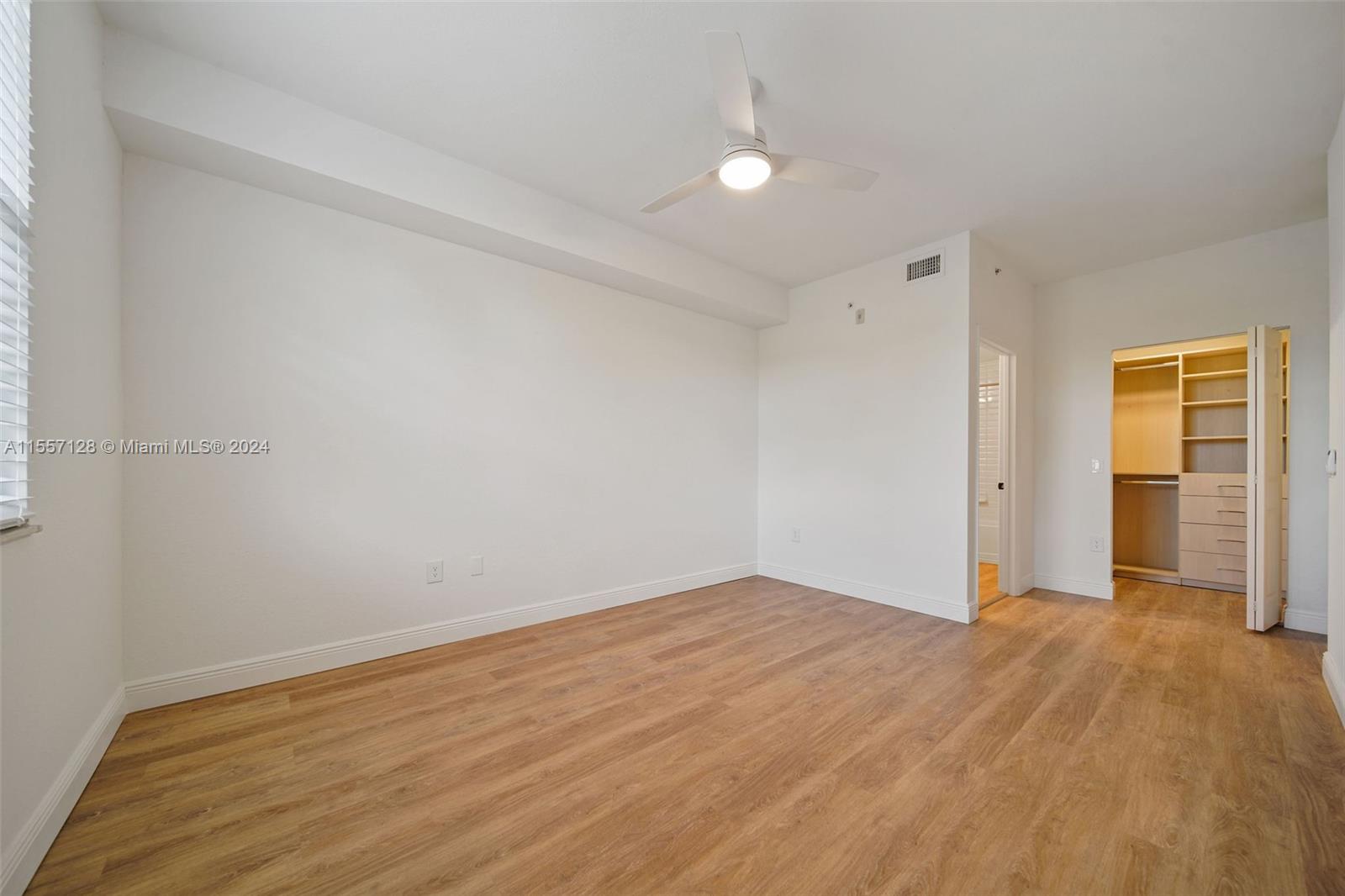 10170 SW 7th St 37-401, Pembroke Pines, Florida 33025, 2 Bedrooms Bedrooms, ,2 BathroomsBathrooms,Residentiallease,For Rent,10170 SW 7th St 37-401,A11557128