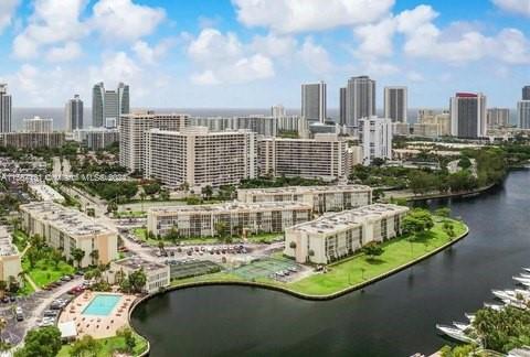 601 Three Islands Blvd 107, Hallandale Beach, Florida 33009, 2 Bedrooms Bedrooms, ,2 BathroomsBathrooms,Residentiallease,For Rent,601 Three Islands Blvd 107,A11557131