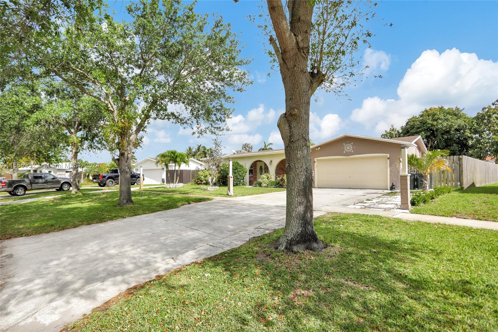 370 NW 41 AVE, Coconut Creek, Florida 33066, 3 Bedrooms Bedrooms, ,2 BathroomsBathrooms,Residential,For Sale,370 NW 41 AVE,A11556932