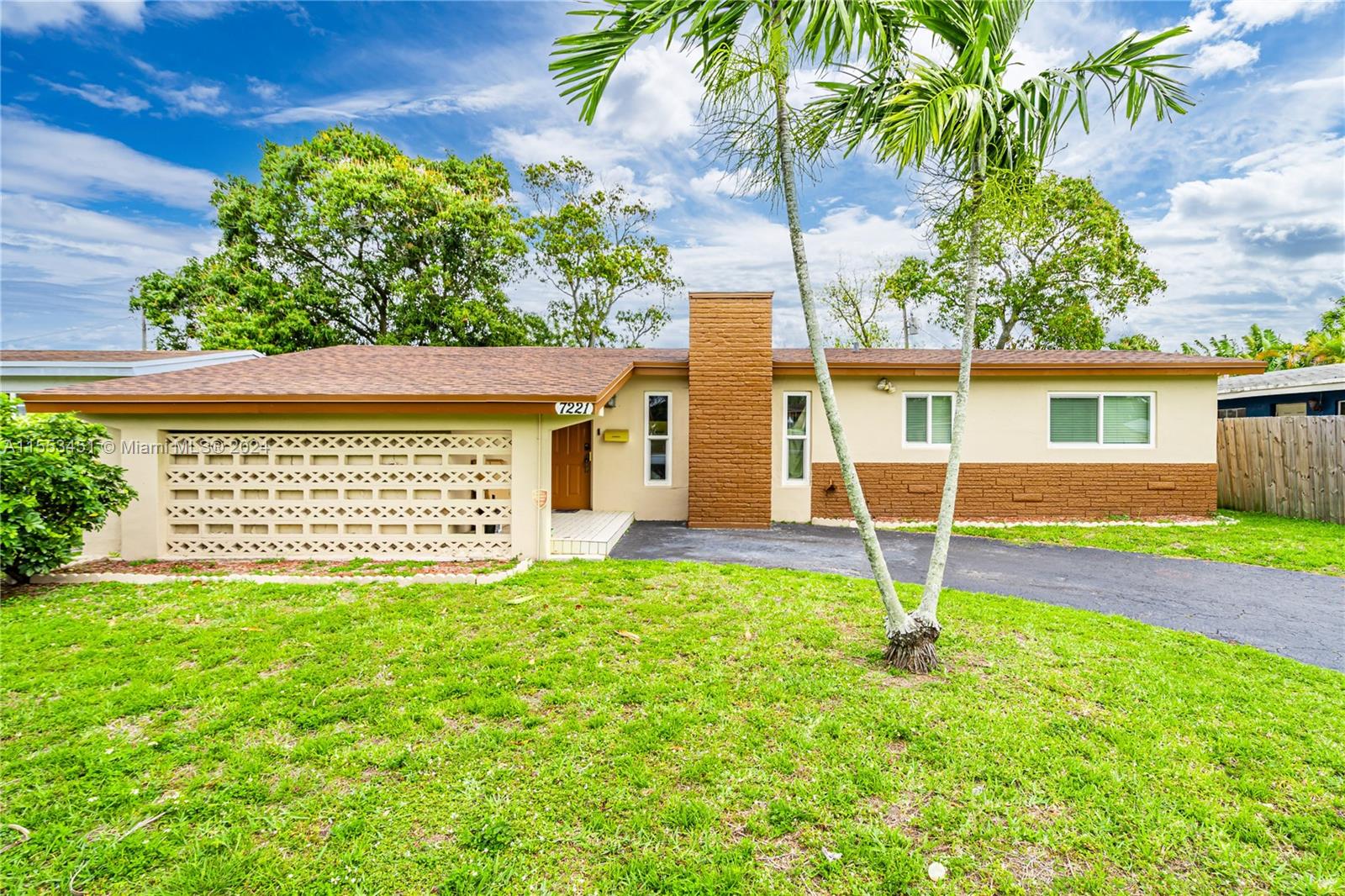 Undisclosed For Sale A11553451, FL