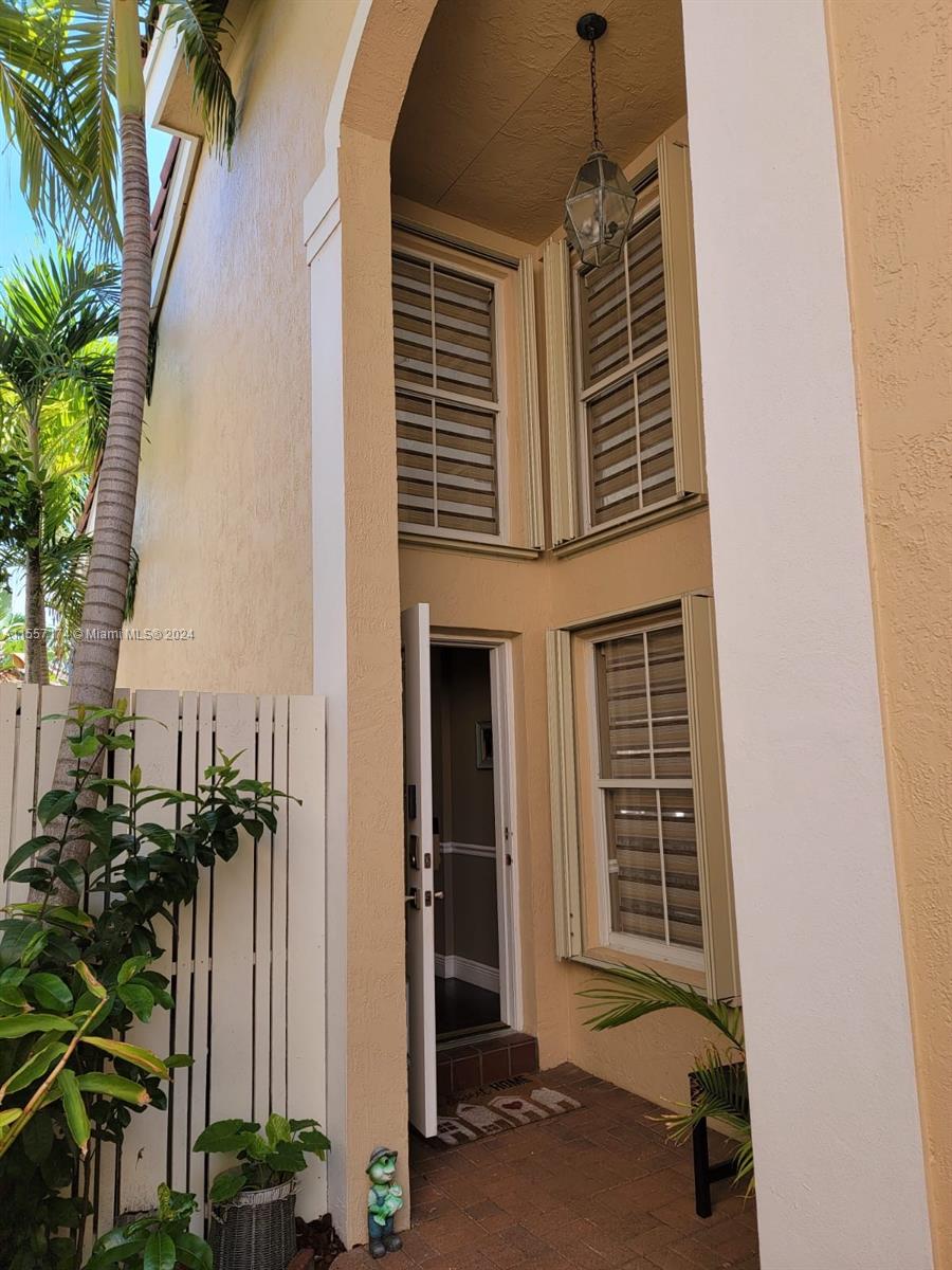1135 Lidflower St, Hollywood, Florida 33019, 3 Bedrooms Bedrooms, ,2 BathroomsBathrooms,Residential,For Sale,1135 Lidflower St,A11557174