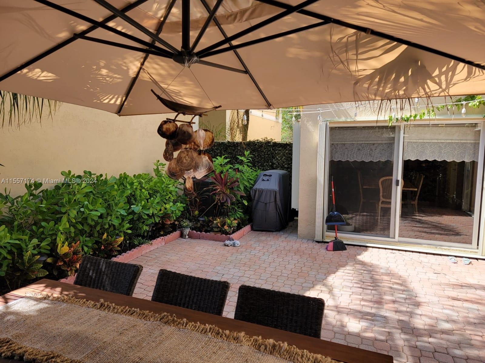 1135 Lidflower St, Hollywood, Florida 33019, 3 Bedrooms Bedrooms, ,2 BathroomsBathrooms,Residential,For Sale,1135 Lidflower St,A11557174