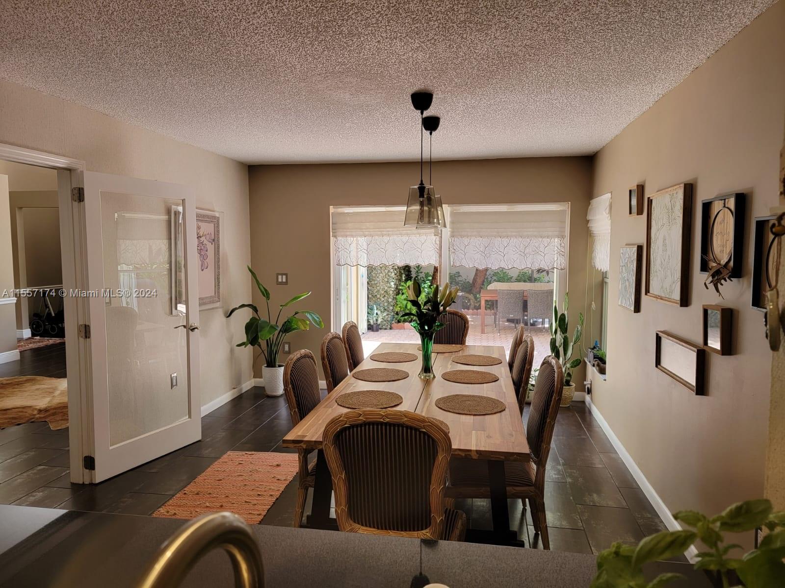 1135 Lidflower St, Hollywood, Florida 33019, 3 Bedrooms Bedrooms, ,2 BathroomsBathrooms,Residential,For Sale,1135 Lidflower St,A11557174