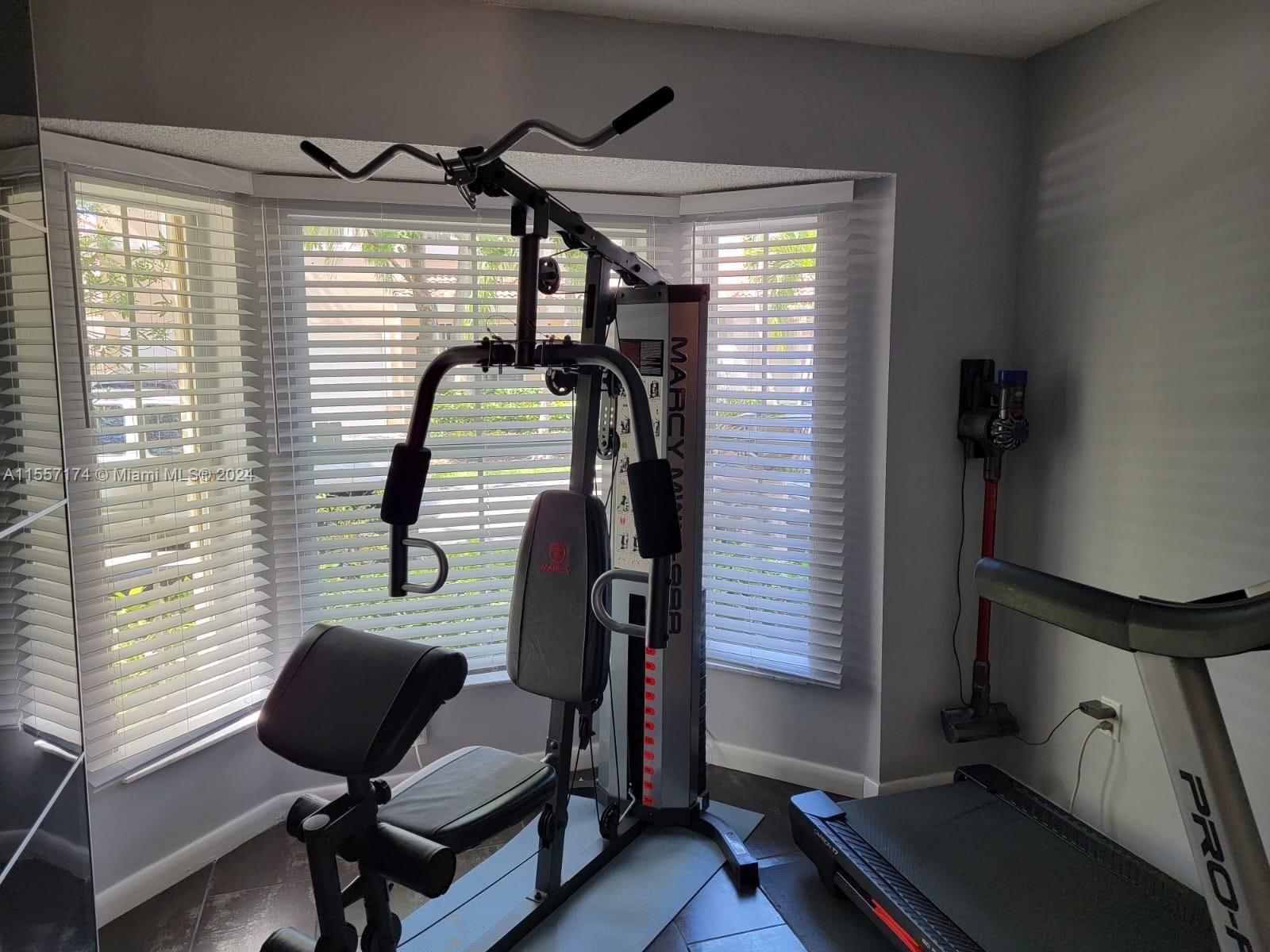 1135 Lidflower St, Hollywood, Florida 33019, 3 Bedrooms Bedrooms, ,2 BathroomsBathrooms,Residential,For Sale,1135 Lidflower St,A11557174