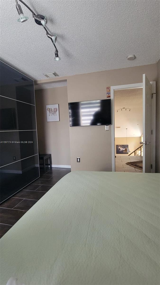 1135 Lidflower St, Hollywood, Florida 33019, 3 Bedrooms Bedrooms, ,2 BathroomsBathrooms,Residential,For Sale,1135 Lidflower St,A11557174