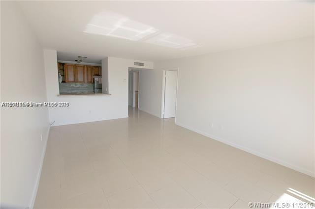 494 NW 165th St Rd C307, Miami, Florida 33169, 1 Bedroom Bedrooms, ,1 BathroomBathrooms,Residentiallease,For Rent,494 NW 165th St Rd C307,A11557184