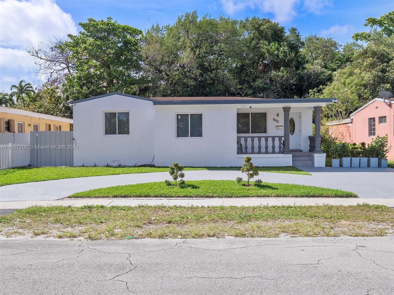 880 NE 155th Ter  For Sale A11557200, FL