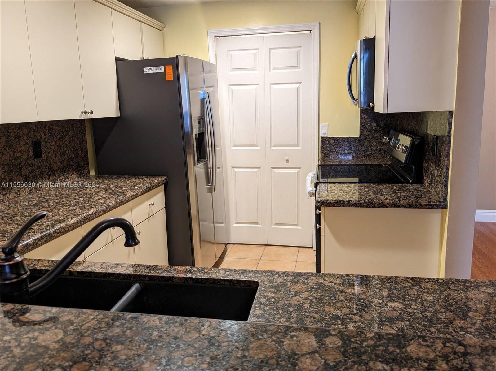 6560 NW 114th Ave 522, Doral, Florida 33178, 2 Bedrooms Bedrooms, 4 Rooms Rooms,2 BathroomsBathrooms,Residential,For Sale,6560 NW 114th Ave 522,A11556630