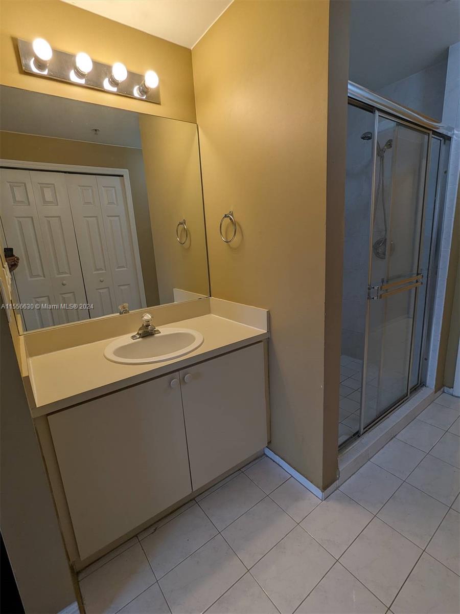 6560 NW 114th Ave 522, Doral, Florida 33178, 2 Bedrooms Bedrooms, 4 Rooms Rooms,2 BathroomsBathrooms,Residential,For Sale,6560 NW 114th Ave 522,A11556630