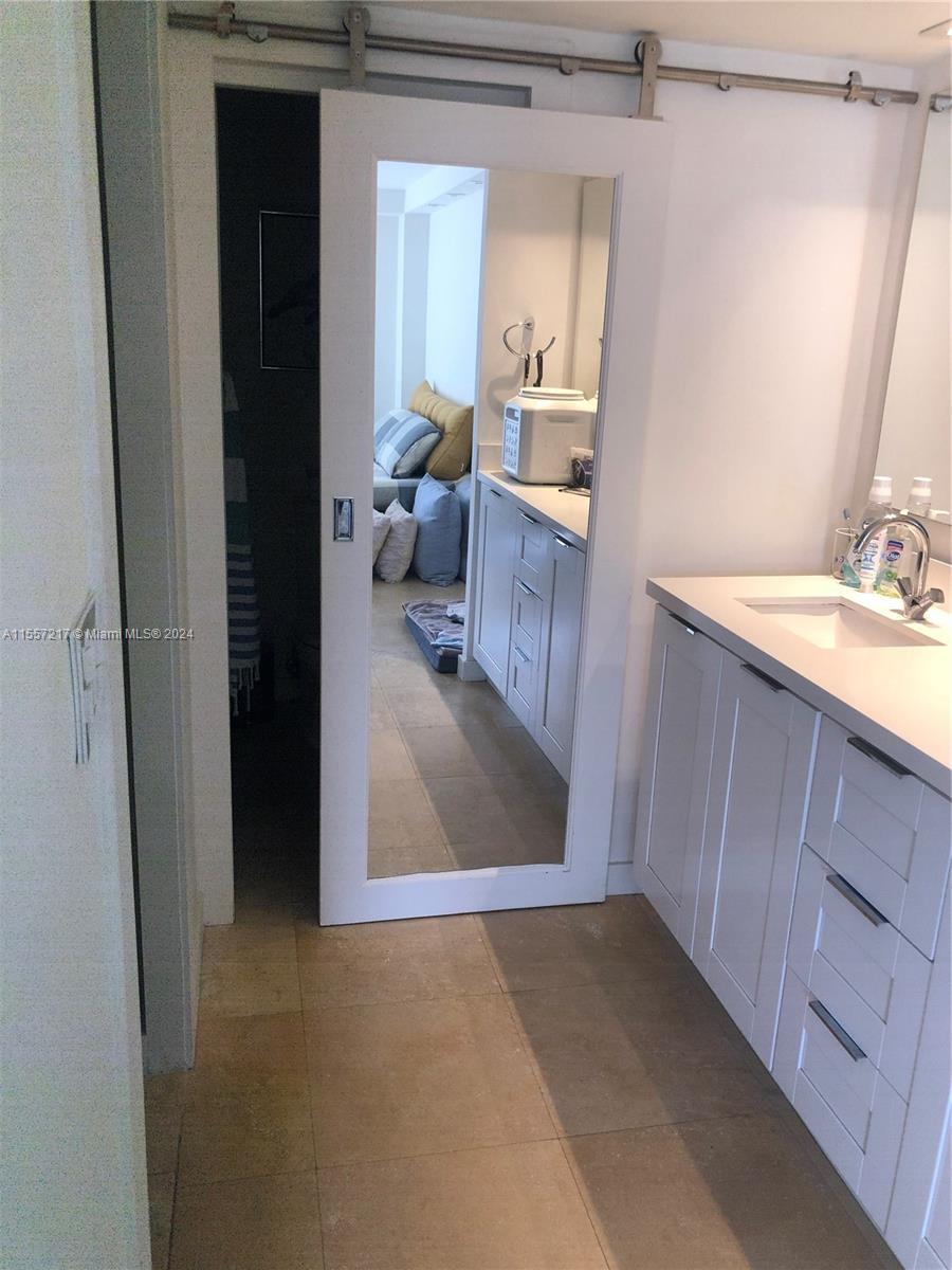 3301 N Country Club Dr 410, Aventura, Florida 33180, 1 Bedroom Bedrooms, ,1 BathroomBathrooms,Residential,For Sale,3301 N Country Club Dr 410,A11557217