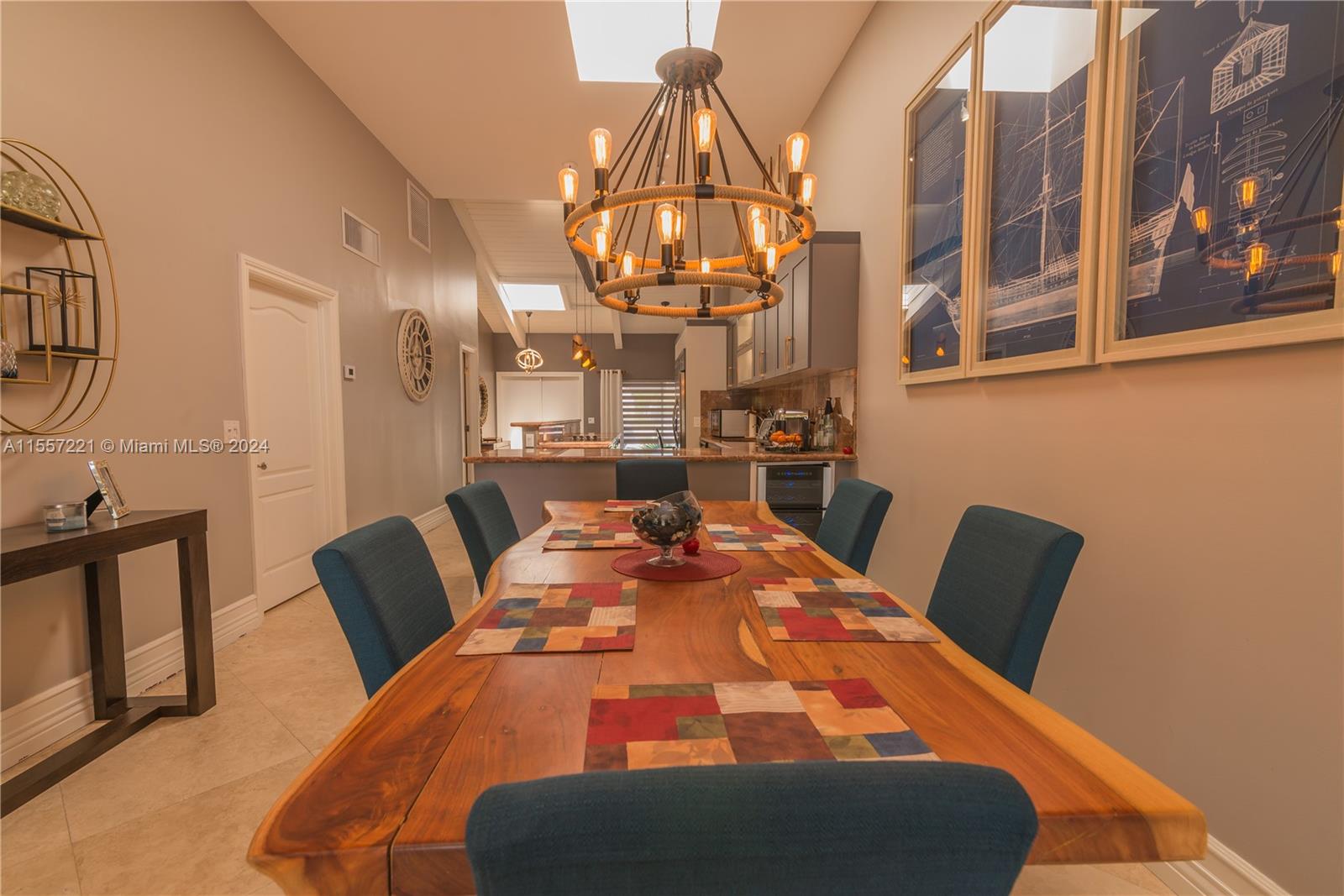 2665 S Parkview Dr, Hallandale Beach, Florida 33009, 2 Bedrooms Bedrooms, ,2 BathroomsBathrooms,Residentiallease,For Rent,2665 S Parkview Dr,A11557221