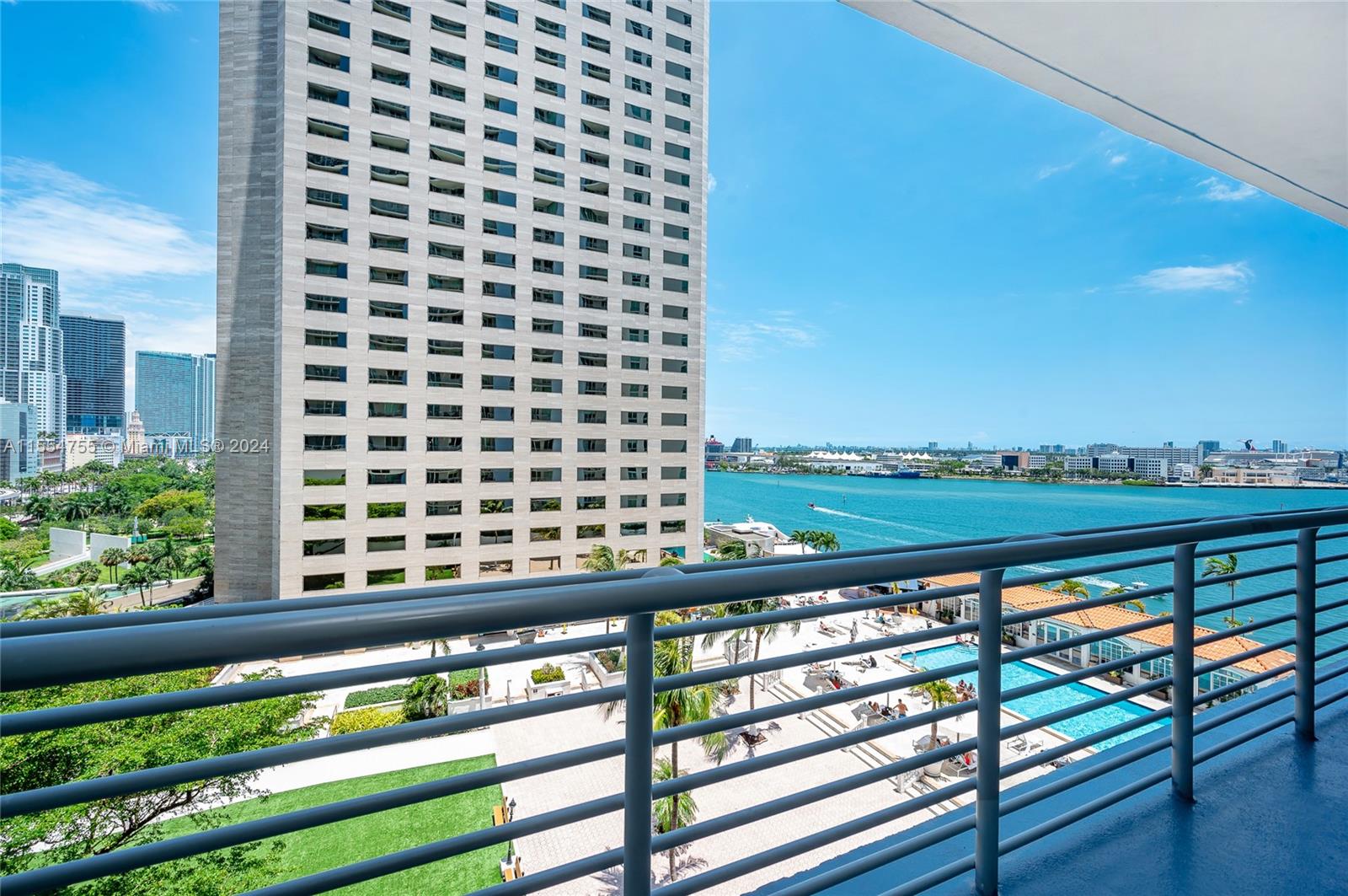 Don't miss this incredible opportunity to enjoy waterfront living in one of Miami's most desirable Bayfront buildings. This property offers stunning city and bay views, along with a +846sqft spacious layout that is hard to find.

The sale includes one (1) parking space + one (1) private storage cage. The owner has already paid all the assessments in full. Additionally, a new and modern elevator system has been installed in the building for added convenience.

Amenities include 2pools, 2party rooms, 2gyms, jacuzzi,  sauna, sundeck area, and a convenience store downstairs, 24-hr security, valet, and concierge services.

The location is prime, with easy access to many fabulous places. Within walking distance, you'll find Whole Food, restaurants, Bayfront Park, Brickell City Center, etc
