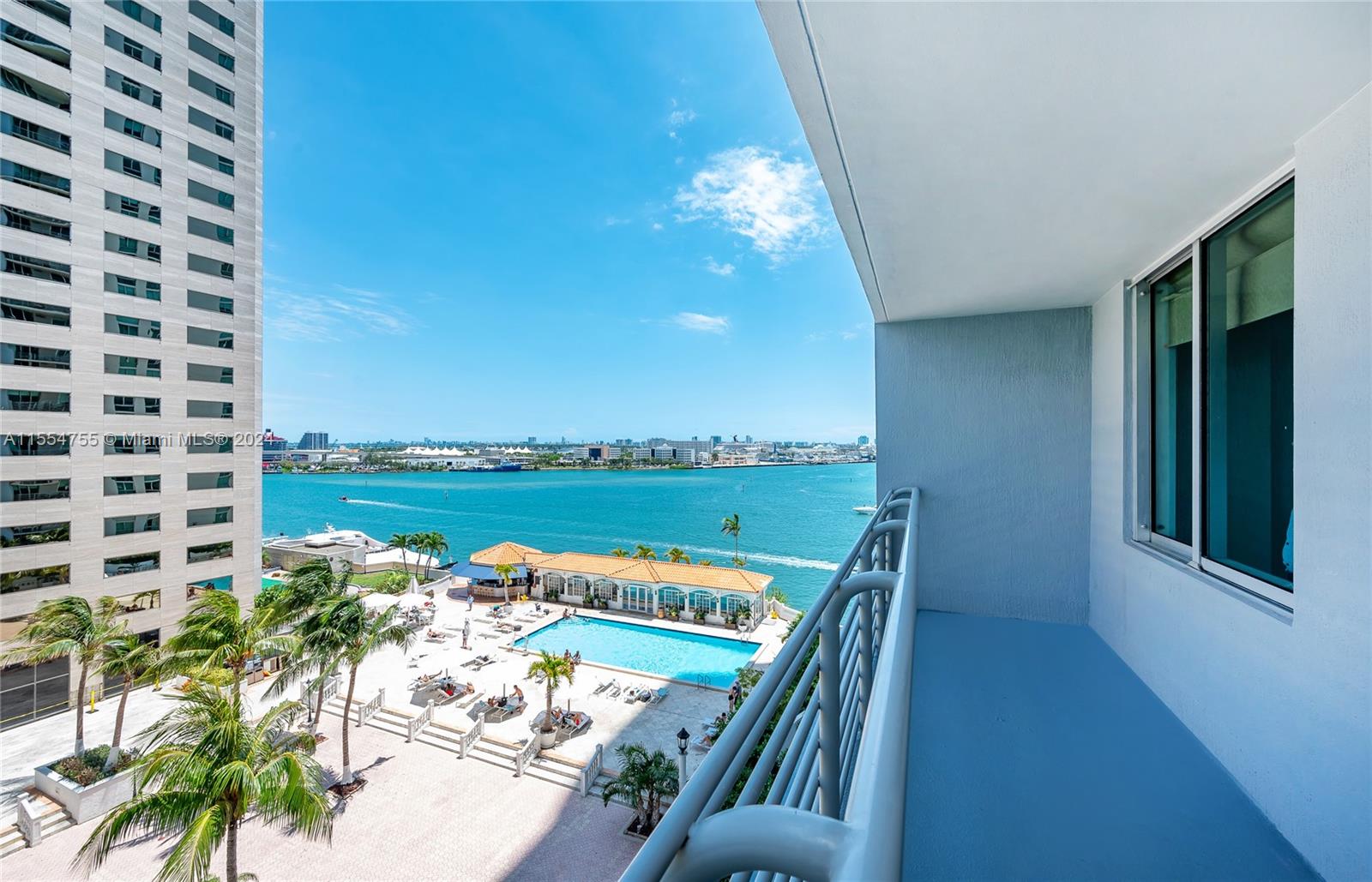 335 S Biscayne Blvd 1204, Miami, Florida 33131, 1 Bedroom Bedrooms, ,1 BathroomBathrooms,Residential,For Sale,335 S Biscayne Blvd 1204,A11554755