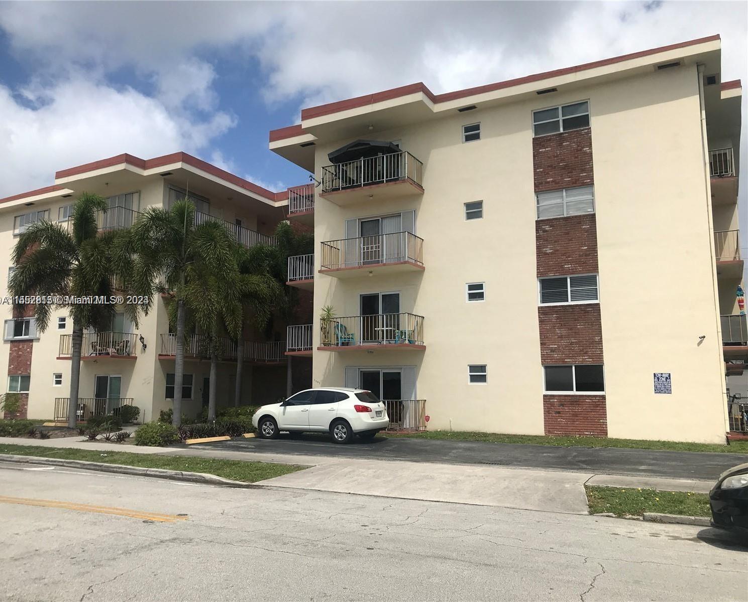 1747  Rodman St #308 For Sale A11552813, FL