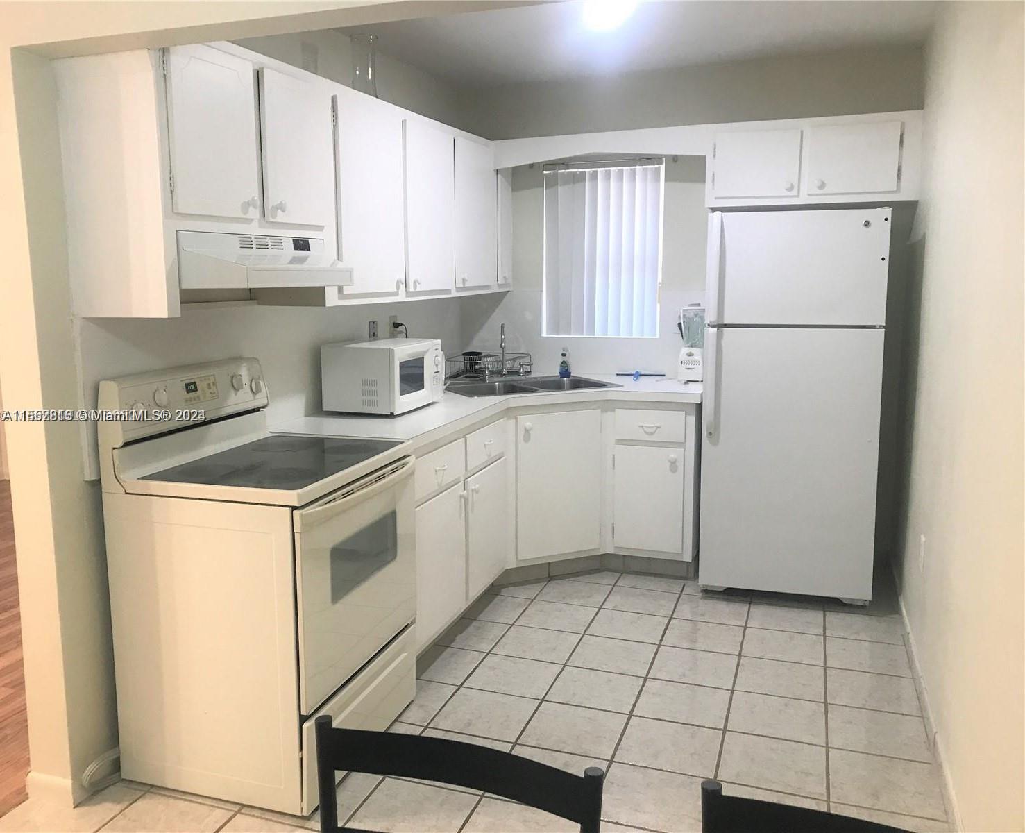 1747 Rodman St 308, Hollywood, Florida 33020, 1 Bedroom Bedrooms, ,1 BathroomBathrooms,Residential,For Sale,1747 Rodman St 308,A11552813