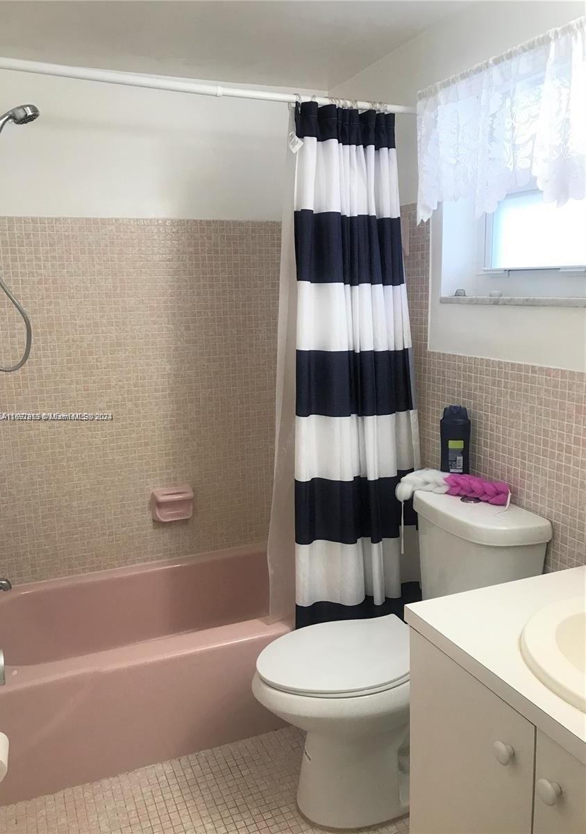 1747 Rodman St 308, Hollywood, Florida 33020, 1 Bedroom Bedrooms, ,1 BathroomBathrooms,Residential,For Sale,1747 Rodman St 308,A11552813