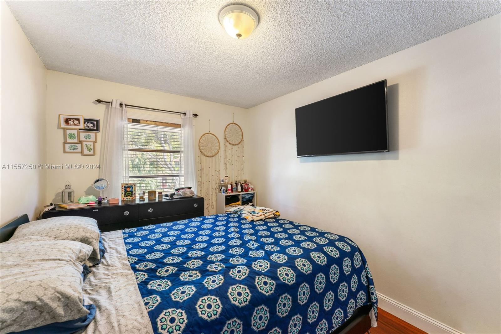 3320 Simms St 11F, Hollywood, Florida 33021, 3 Bedrooms Bedrooms, ,2 BathroomsBathrooms,Residential,For Sale,3320 Simms St 11F,A11557250