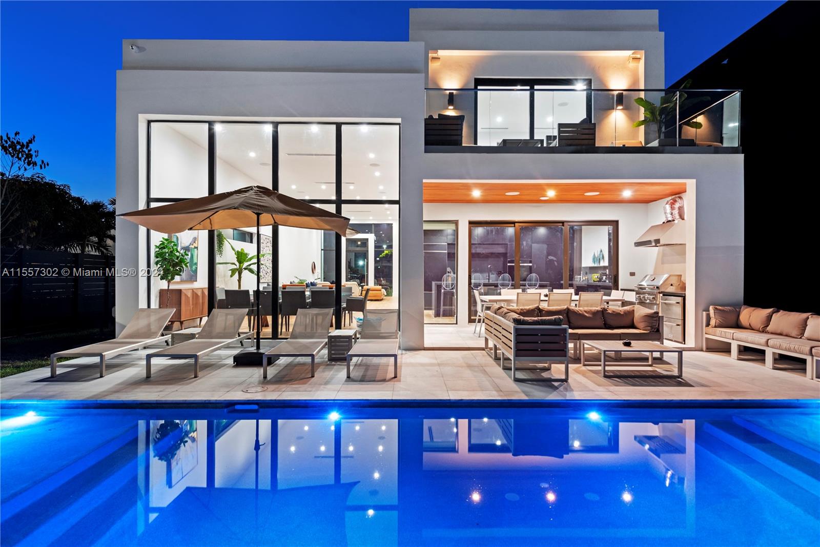 102 NE 50th St, Miami, Florida 33137, 6 Bedrooms Bedrooms, ,4 BathroomsBathrooms,Residential,For Sale,102 NE 50th St,A11557302