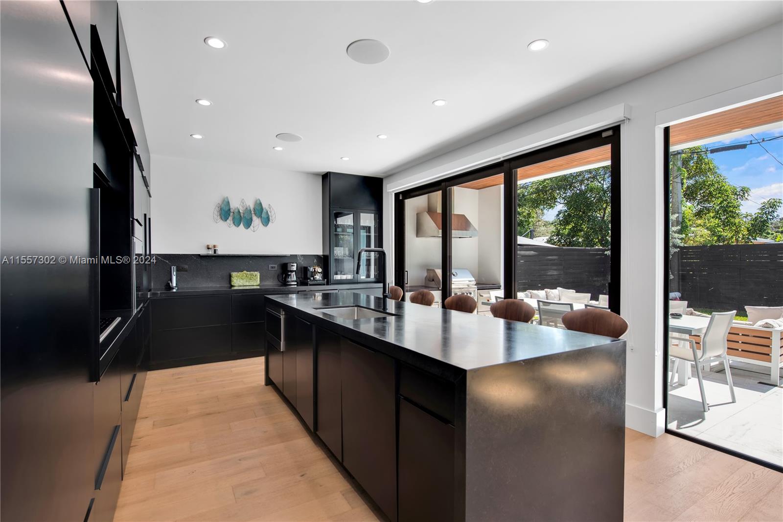 102 NE 50th St, Miami, Florida 33137, 6 Bedrooms Bedrooms, ,4 BathroomsBathrooms,Residential,For Sale,102 NE 50th St,A11557302