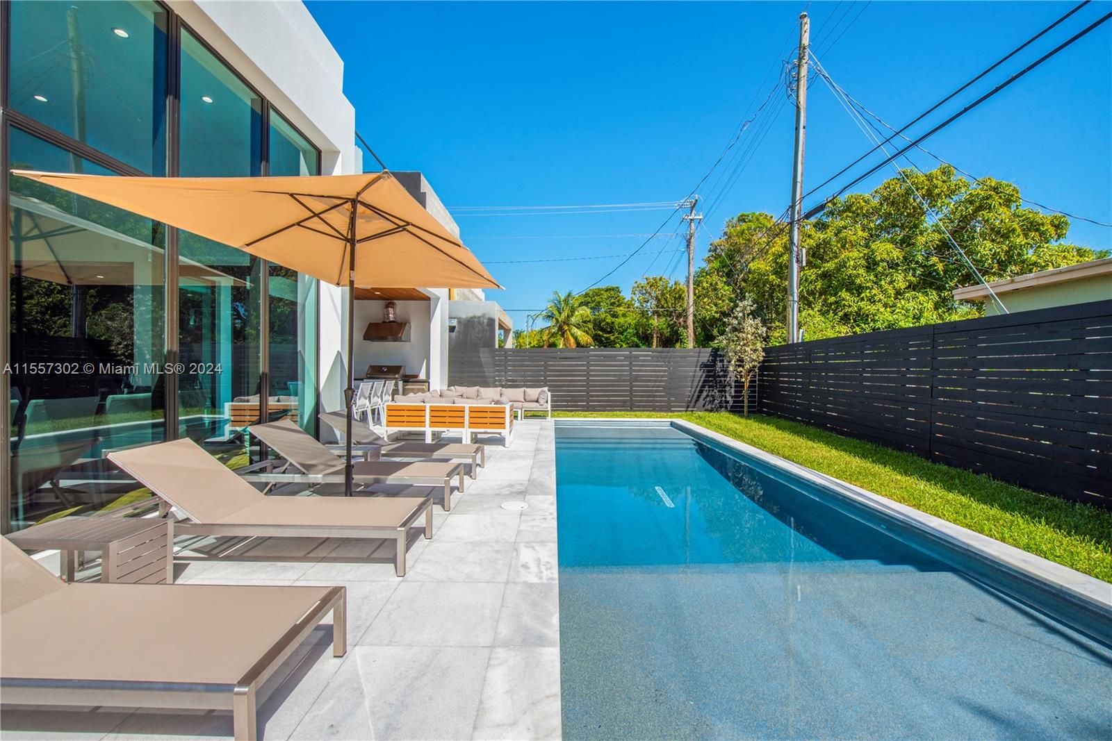 102 NE 50th St, Miami, Florida 33137, 6 Bedrooms Bedrooms, ,4 BathroomsBathrooms,Residential,For Sale,102 NE 50th St,A11557302