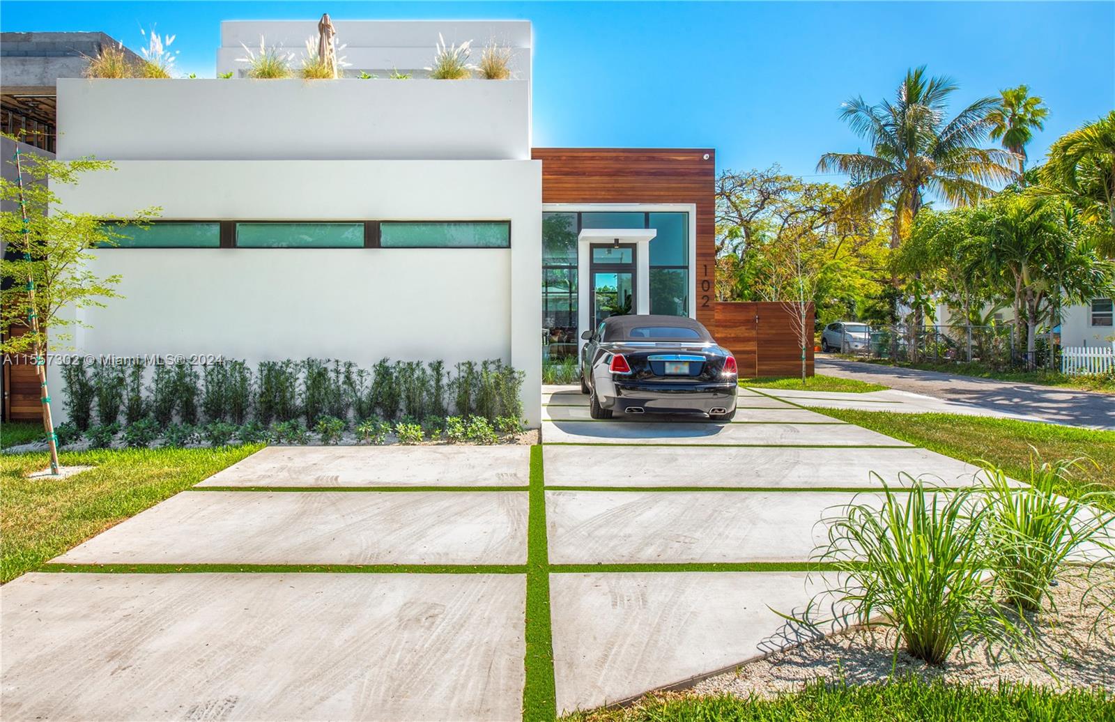 102 NE 50th St, Miami, Florida 33137, 6 Bedrooms Bedrooms, ,4 BathroomsBathrooms,Residential,For Sale,102 NE 50th St,A11557302