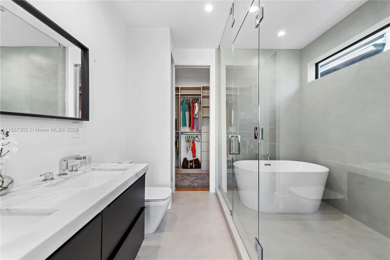 102 NE 50th St, Miami, Florida 33137, 6 Bedrooms Bedrooms, ,4 BathroomsBathrooms,Residential,For Sale,102 NE 50th St,A11557302