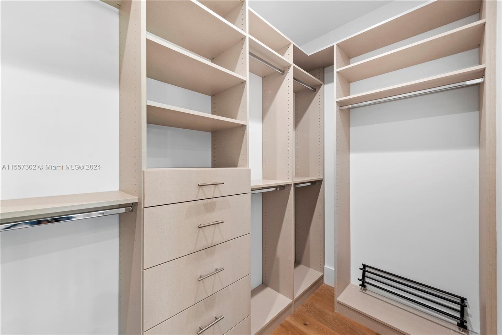 102 NE 50th St, Miami, Florida 33137, 6 Bedrooms Bedrooms, ,4 BathroomsBathrooms,Residential,For Sale,102 NE 50th St,A11557302