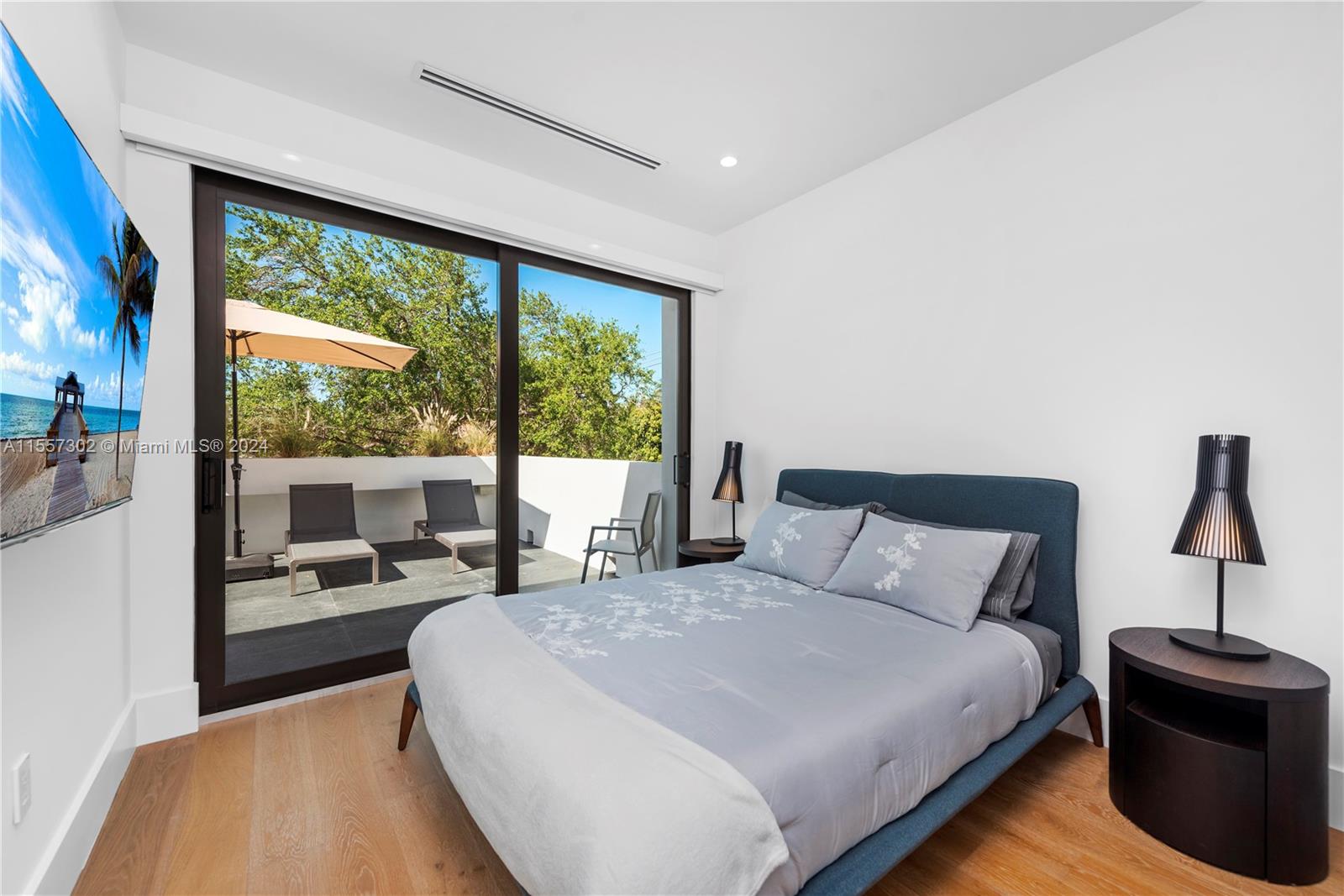102 NE 50th St, Miami, Florida 33137, 6 Bedrooms Bedrooms, ,4 BathroomsBathrooms,Residential,For Sale,102 NE 50th St,A11557302
