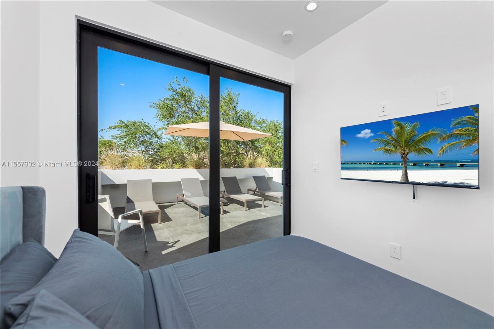 102 NE 50th St, Miami, Florida 33137, 6 Bedrooms Bedrooms, ,4 BathroomsBathrooms,Residential,For Sale,102 NE 50th St,A11557302