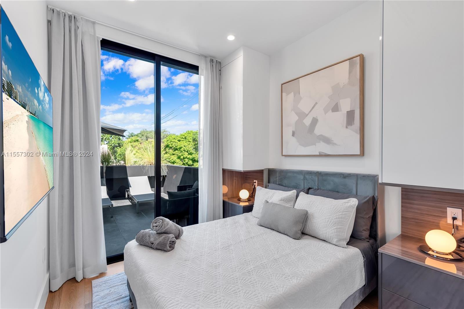 102 NE 50th St, Miami, Florida 33137, 6 Bedrooms Bedrooms, ,4 BathroomsBathrooms,Residential,For Sale,102 NE 50th St,A11557302