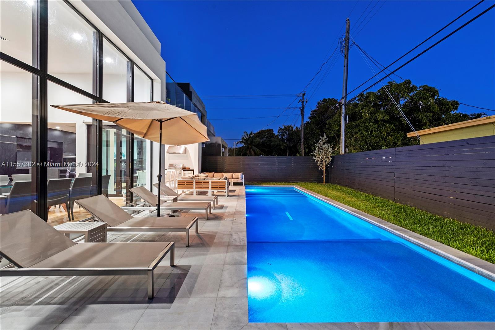 102 NE 50th St, Miami, Florida 33137, 6 Bedrooms Bedrooms, ,4 BathroomsBathrooms,Residential,For Sale,102 NE 50th St,A11557302