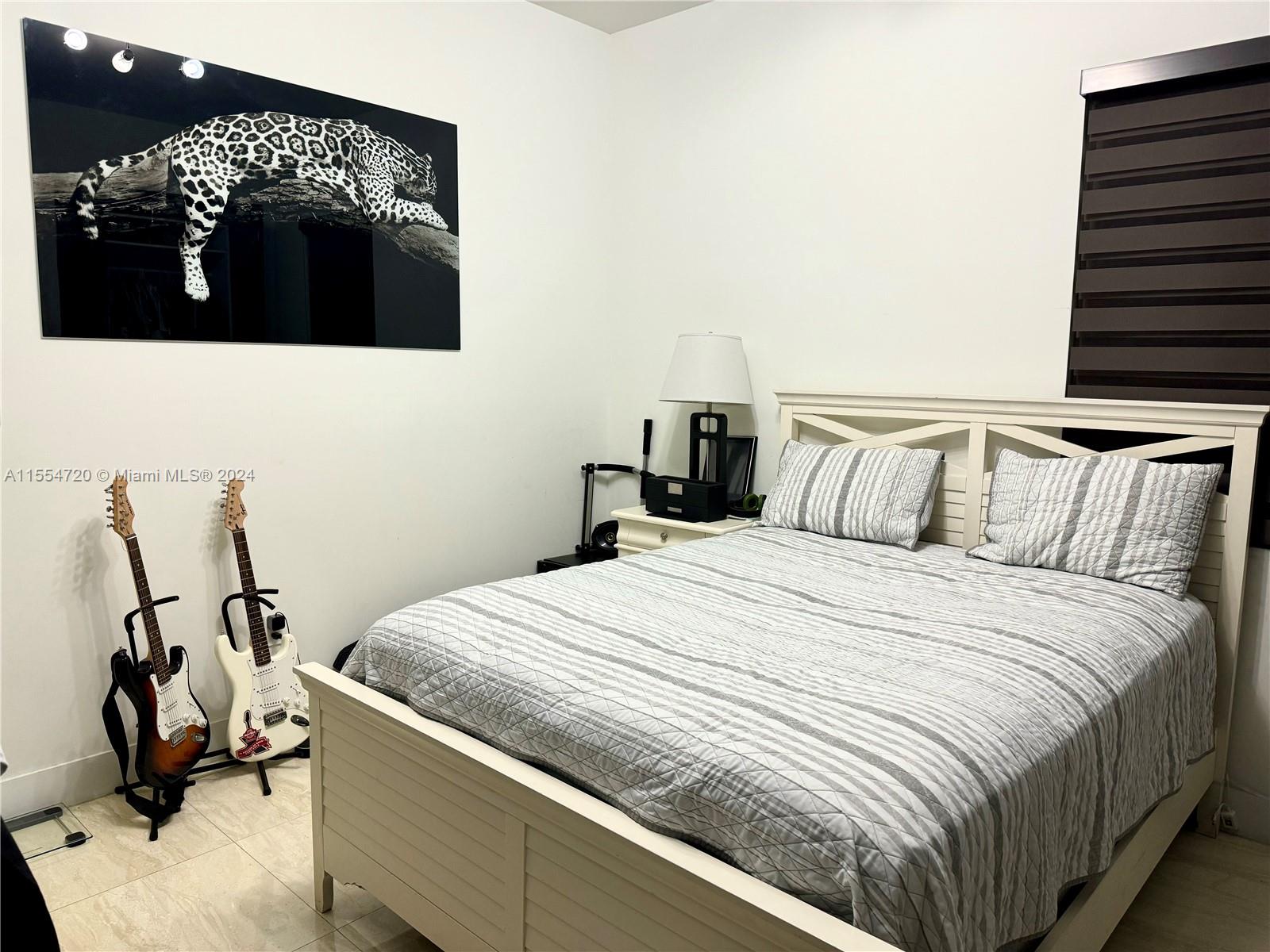 8272 NW 33rd Ter, Doral, Florida 33122, 5 Bedrooms Bedrooms, ,6 BathroomsBathrooms,Residential,For Sale,8272 NW 33rd Ter,A11554720