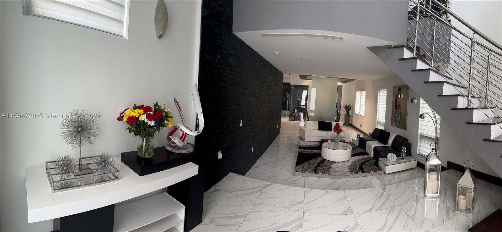 8272 NW 33rd Ter, Doral, Florida 33122, 5 Bedrooms Bedrooms, ,6 BathroomsBathrooms,Residential,For Sale,8272 NW 33rd Ter,A11554720