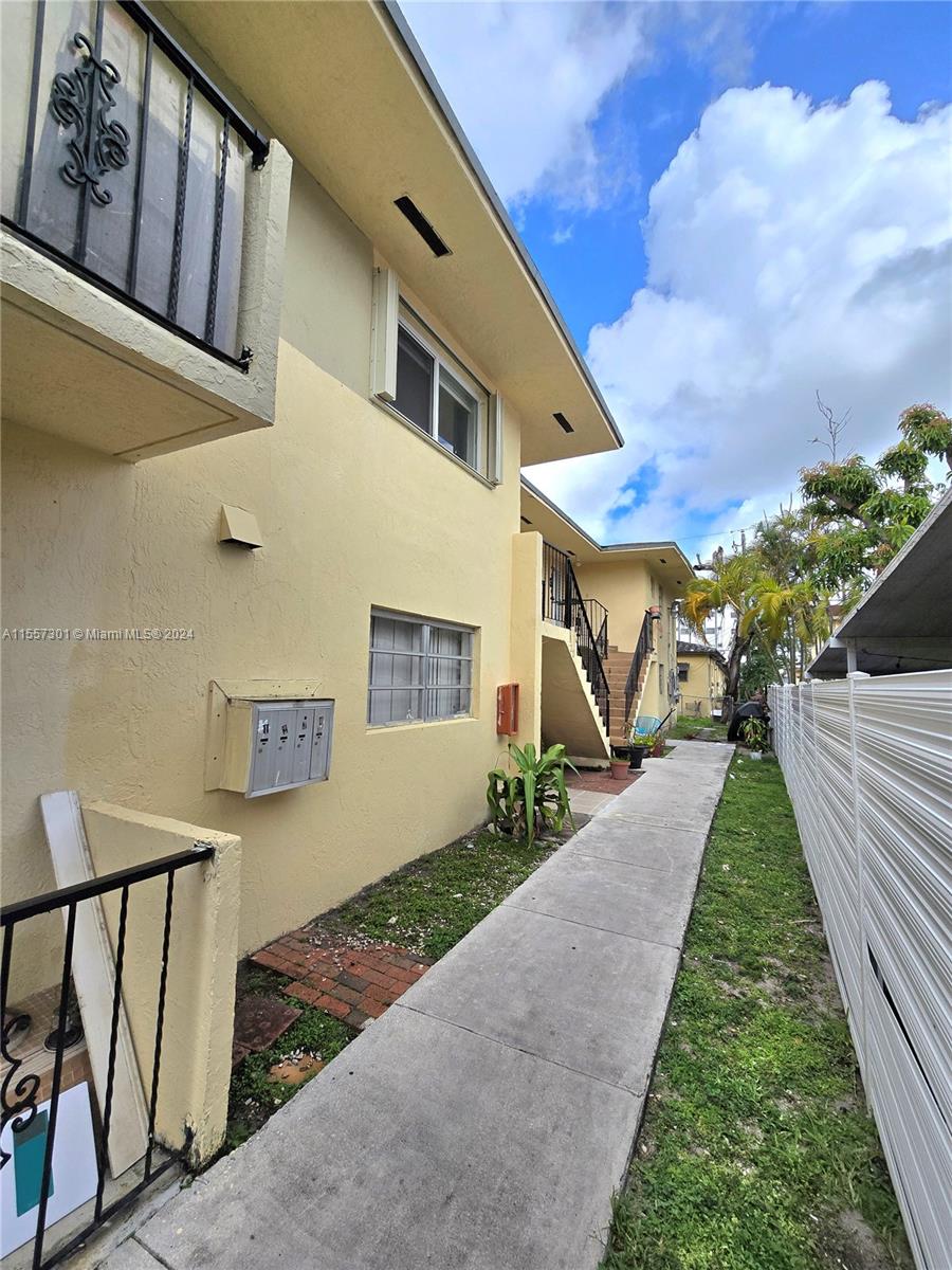 1939 SW 5th St 4, Miami, Florida 33135, 3 Bedrooms Bedrooms, ,2 BathroomsBathrooms,Residential,For Sale,1939 SW 5th St 4,A11557301