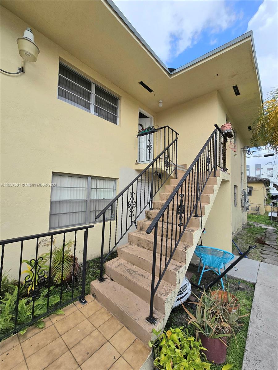 1939 SW 5th St 4, Miami, Florida 33135, 3 Bedrooms Bedrooms, ,2 BathroomsBathrooms,Residential,For Sale,1939 SW 5th St 4,A11557301