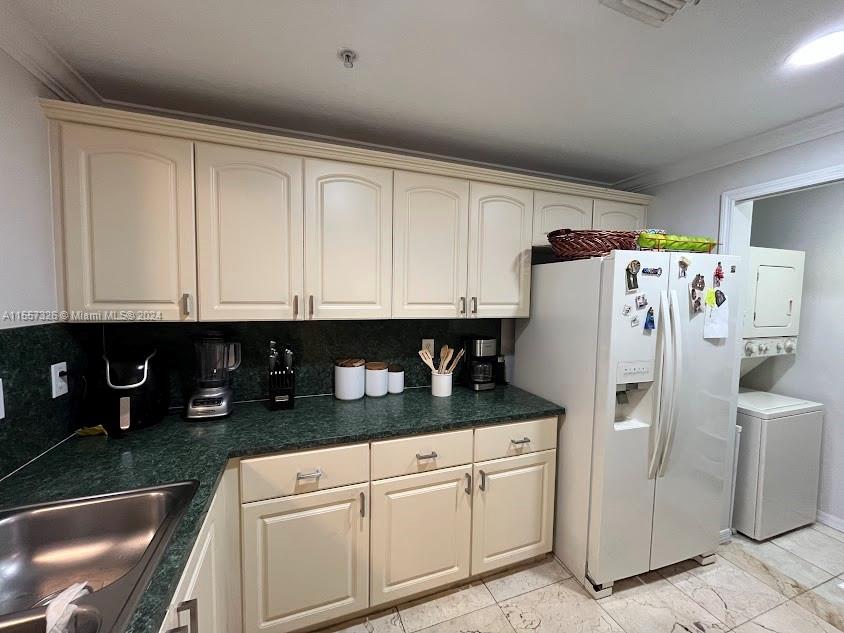 6700 NW 114th Ave 904, Doral, Florida 33178, 3 Bedrooms Bedrooms, ,2 BathroomsBathrooms,Residential,For Sale,6700 NW 114th Ave 904,A11557326