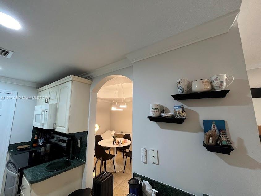 6700 NW 114th Ave 904, Doral, Florida 33178, 3 Bedrooms Bedrooms, ,2 BathroomsBathrooms,Residential,For Sale,6700 NW 114th Ave 904,A11557326