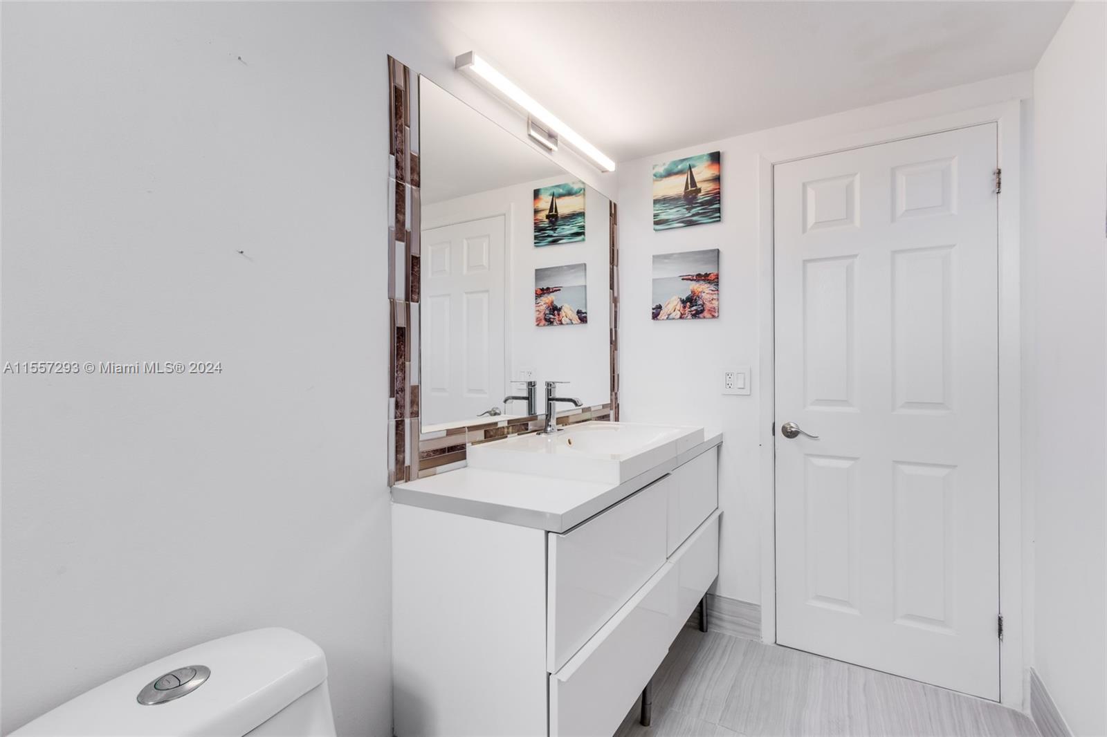 2500 Parkview Dr 701, Hallandale Beach, Florida 33009, 2 Bedrooms Bedrooms, ,2 BathroomsBathrooms,Residential,For Sale,2500 Parkview Dr 701,A11557293