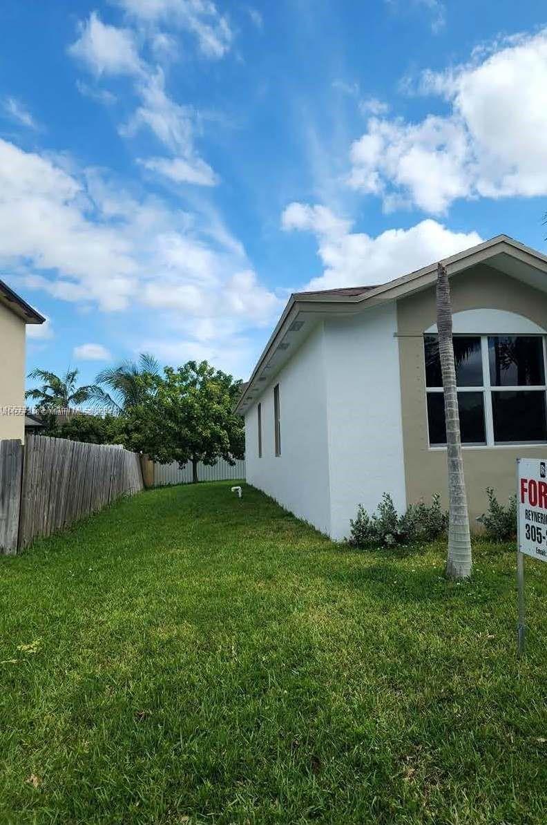 18863 SW 319th St, Homestead, Florida 33030, 4 Bedrooms Bedrooms, ,2 BathroomsBathrooms,Residential,For Sale,18863 SW 319th St,A11557248