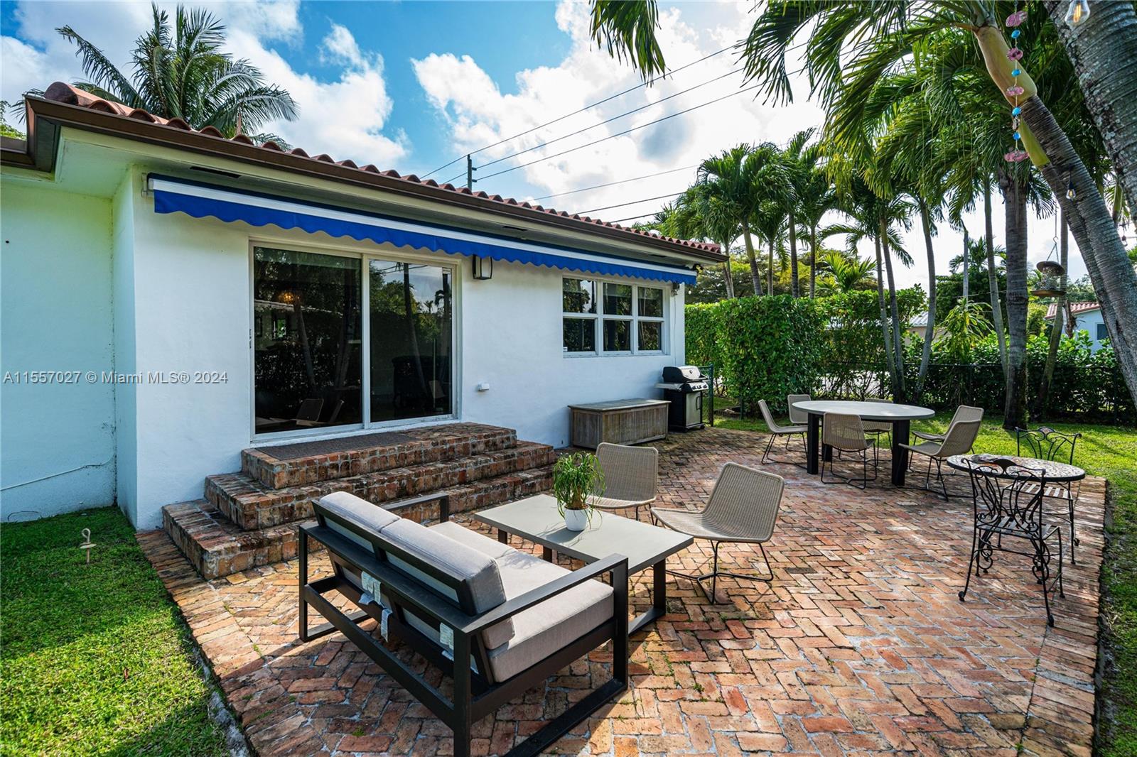 1559 Trevino Ave, Coral Gables, Florida 33134, 3 Bedrooms Bedrooms, ,2 BathroomsBathrooms,Residential,For Sale,1559 Trevino Ave,A11557027
