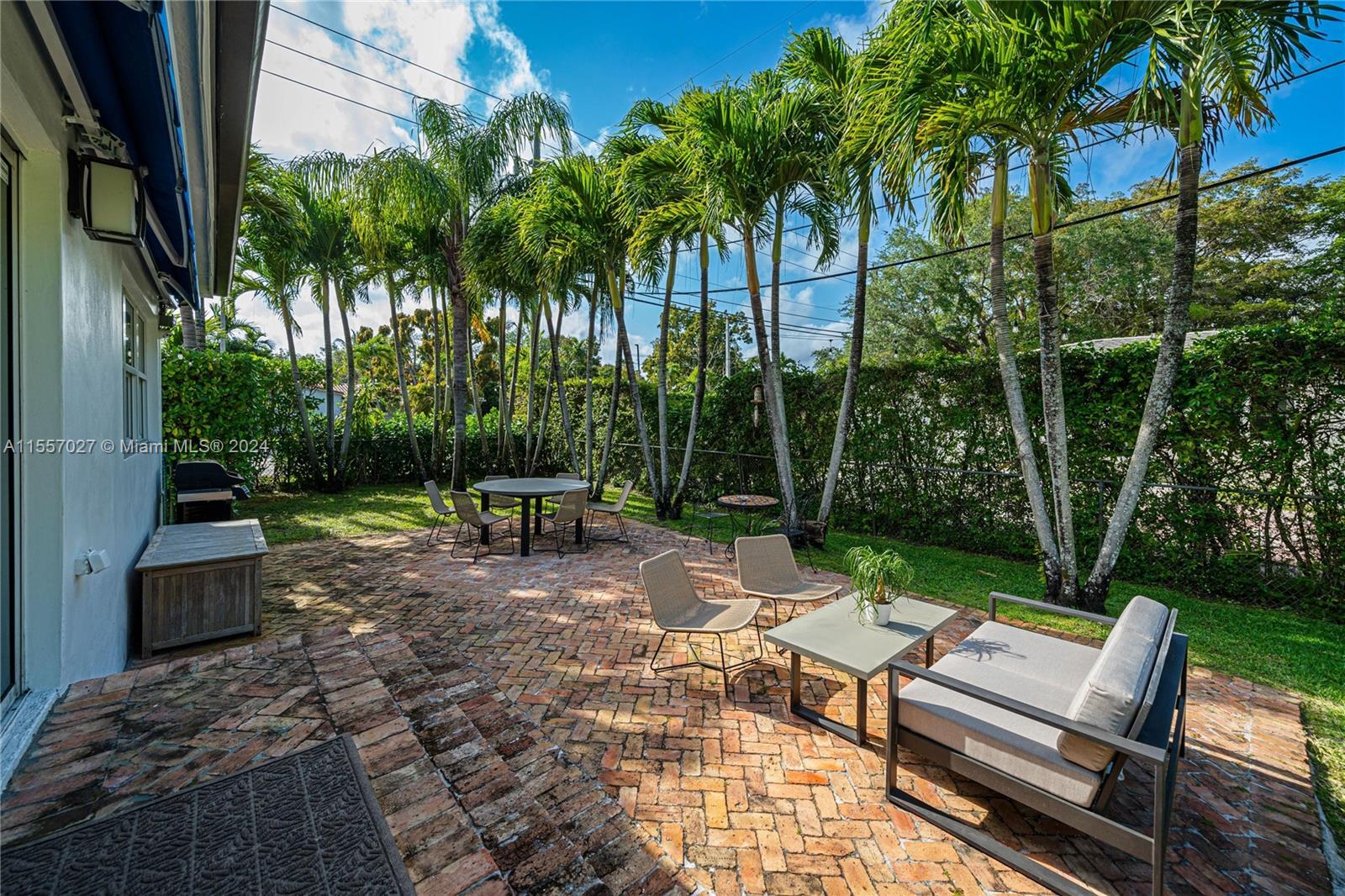 1559 Trevino Ave, Coral Gables, Florida 33134, 3 Bedrooms Bedrooms, ,2 BathroomsBathrooms,Residential,For Sale,1559 Trevino Ave,A11557027