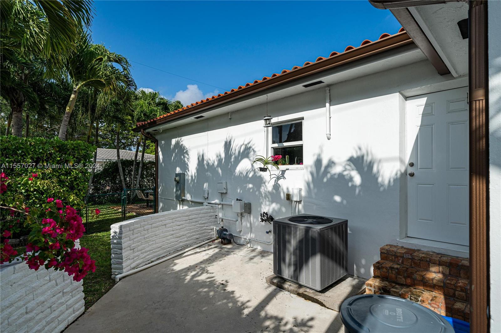 1559 Trevino Ave, Coral Gables, Florida 33134, 3 Bedrooms Bedrooms, ,2 BathroomsBathrooms,Residential,For Sale,1559 Trevino Ave,A11557027