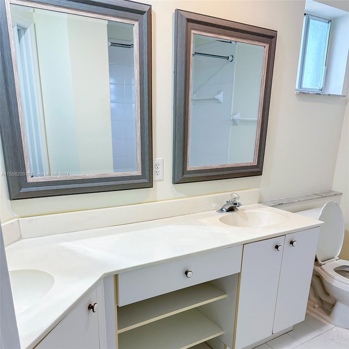 5791 NW 116th Ave 107, Doral, Florida 33178, 3 Bedrooms Bedrooms, ,2 BathroomsBathrooms,Residential,For Sale,5791 NW 116th Ave 107,A11556209