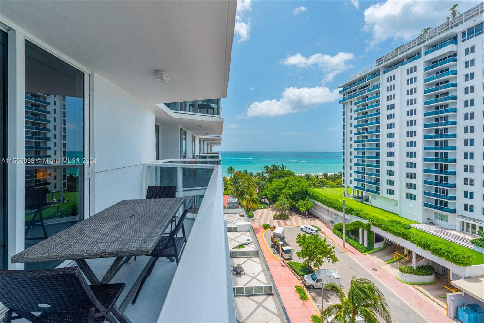 2401 Collins Ave 1007, Miami Beach, Florida 33140, 2 Bedrooms Bedrooms, ,2 BathroomsBathrooms,Residentiallease,For Rent,2401 Collins Ave 1007,A11556938