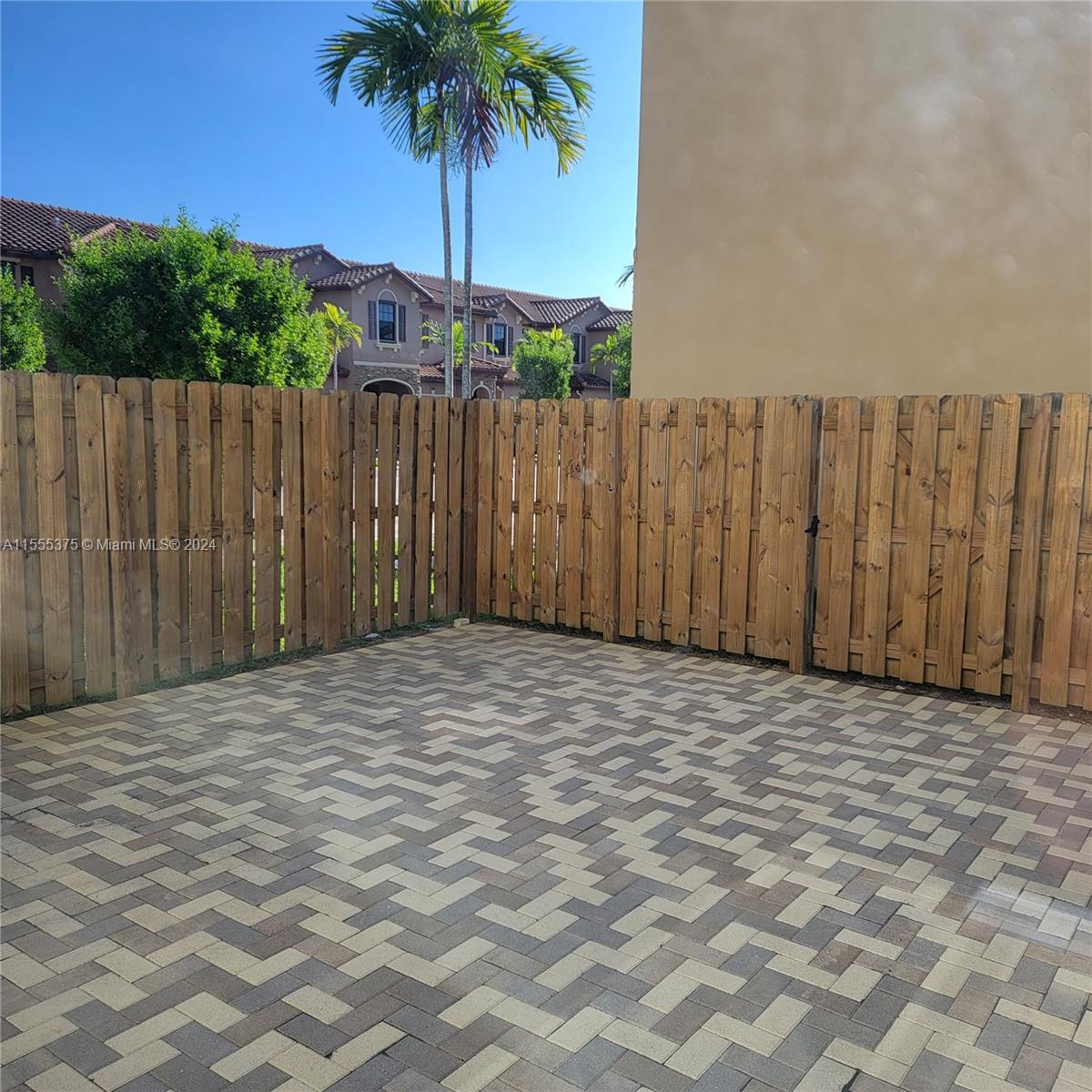 101 SE 33rd Ter 101, Homestead, Florida 33033, 3 Bedrooms Bedrooms, ,2 BathroomsBathrooms,Residential,For Sale,101 SE 33rd Ter 101,A11555375