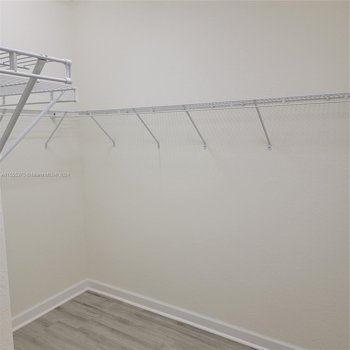 101 SE 33rd Ter 101, Homestead, Florida 33033, 3 Bedrooms Bedrooms, ,2 BathroomsBathrooms,Residential,For Sale,101 SE 33rd Ter 101,A11555375